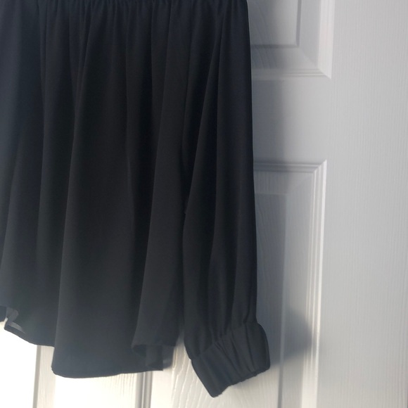 MTWTFSS WEEKDAY black off shoulder top - Picture 8 of 8